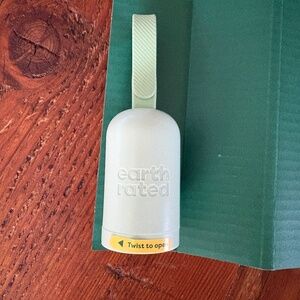 New Free w/Purchase Earth Rated Dog Waste Bag Dispenser Holder